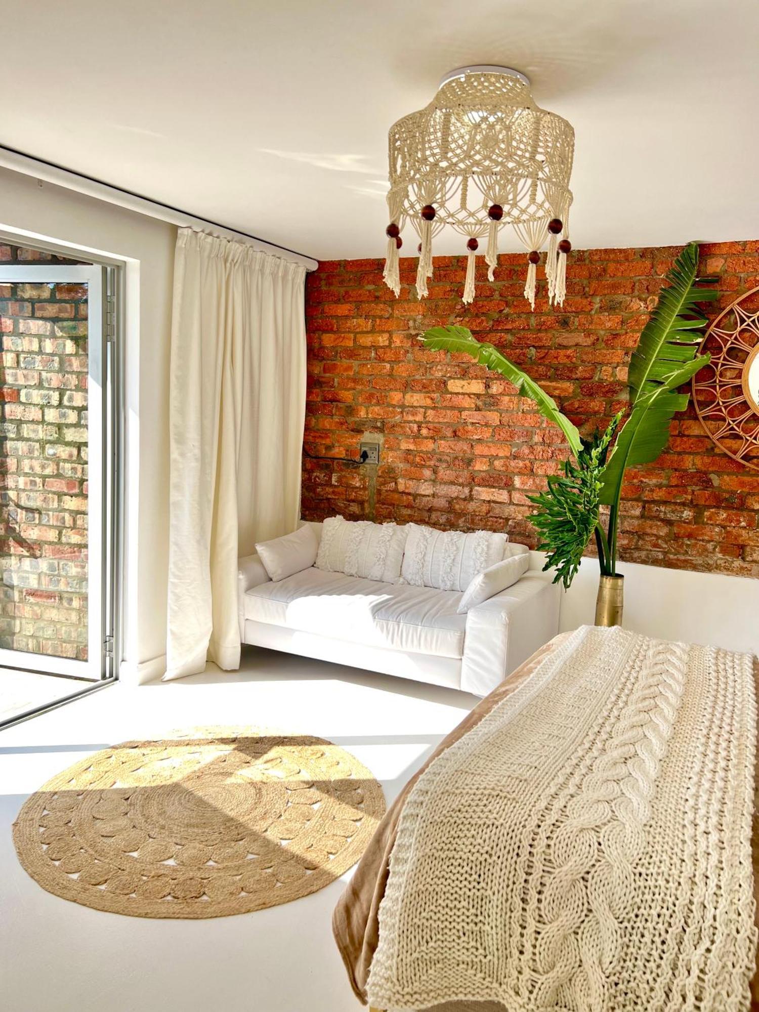 Sunny Bali Cottage Mossel Bay Bagian luar foto