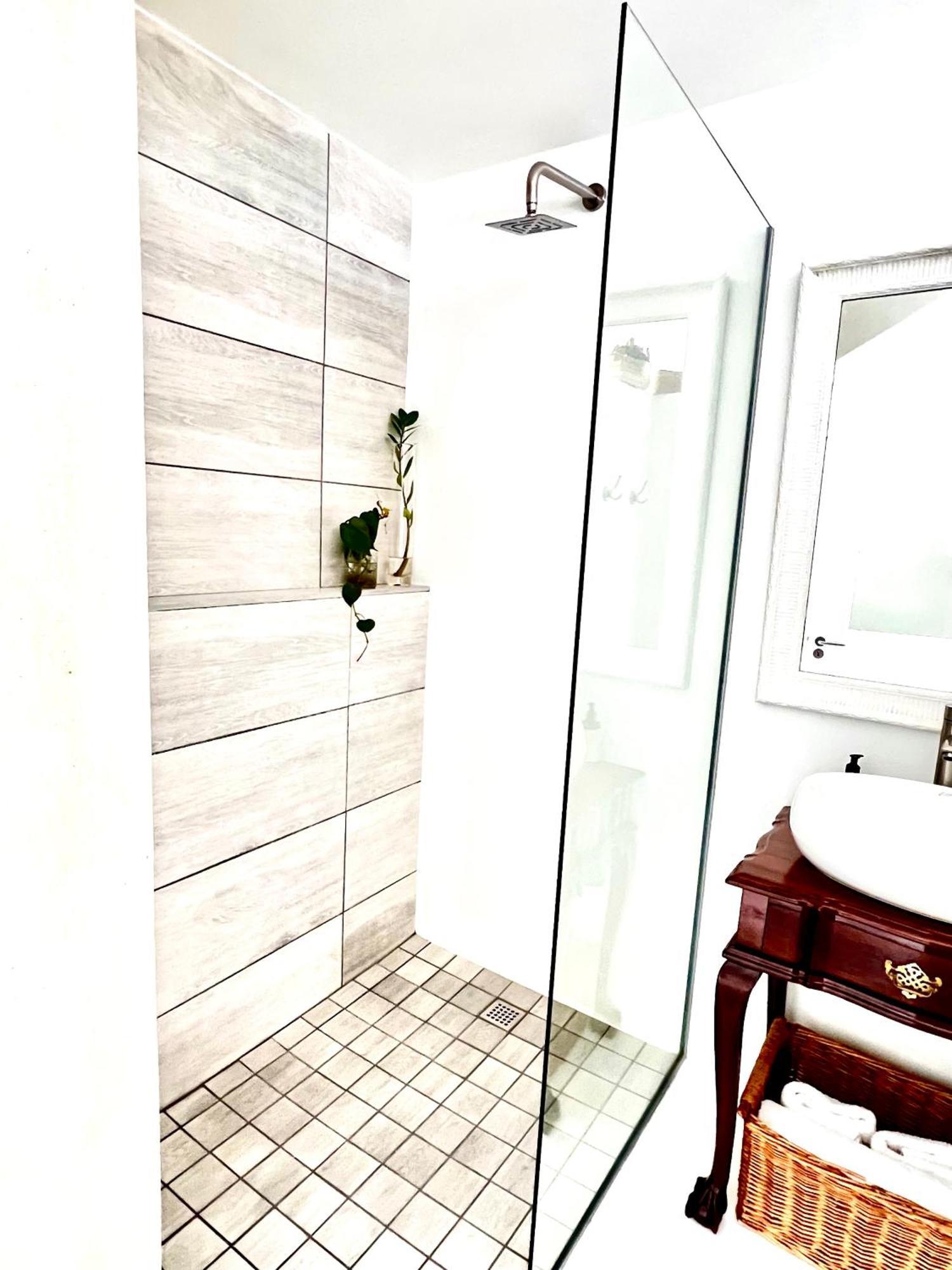 Sunny Bali Cottage Mossel Bay Bagian luar foto